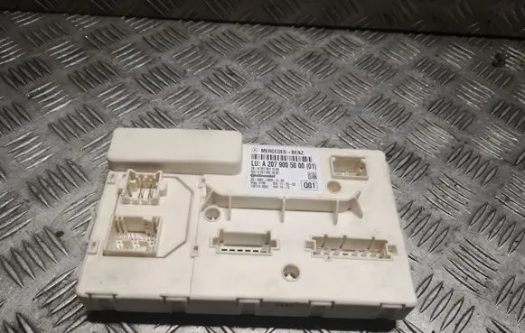 Mercedes-Benz E A207 Convertible roof control unit A2079005000 2079005000