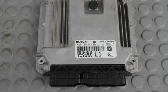 Toyota Auris E180 Engine control unit/module 896610ZL11