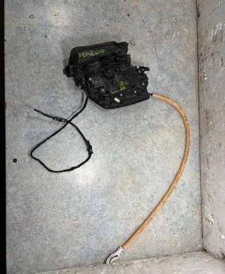 BMW 5 G30 G31 G38 Front door lock 7477695