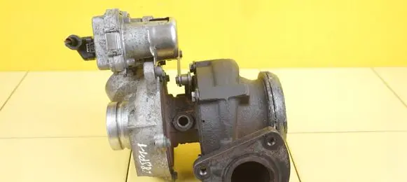 Mercedes-Benz E W212 Turbo A6510902780 28SP11