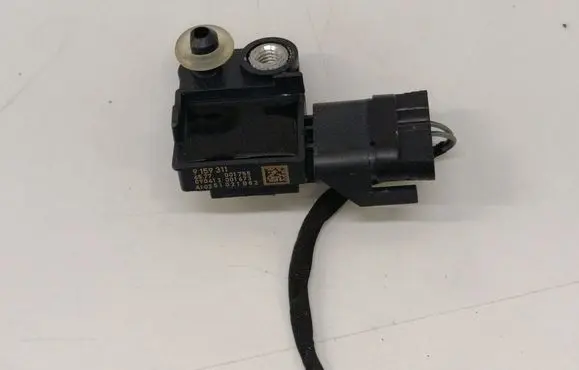 Mini Paceman (R61) Airbag deployment crash/impact sensor 9159311