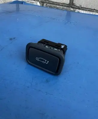 Hyundai Ioniq 5 Tailgate/boot open switch button 81880GI100