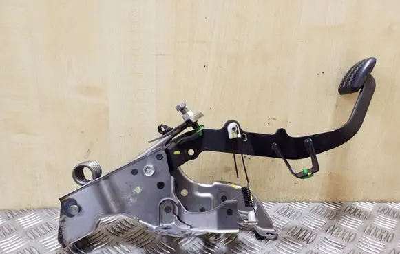 Clutch pedal