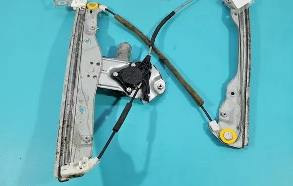 Front door window regulator with motor