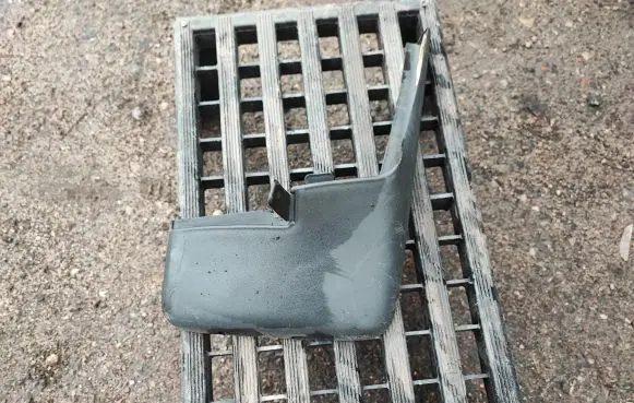 Front mudguard