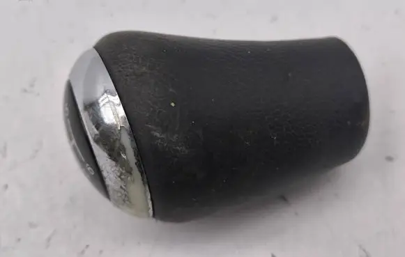 Mazda CX-7 Gear lever shifter trim leather/knob