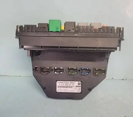Mercedes-Benz E W212 Fuse module A2129008307 A2129024403 A2129016100