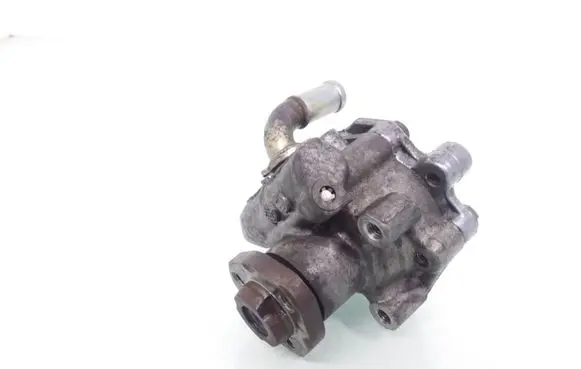 Volkswagen Golf IV Power steering pump 1J0422154A
