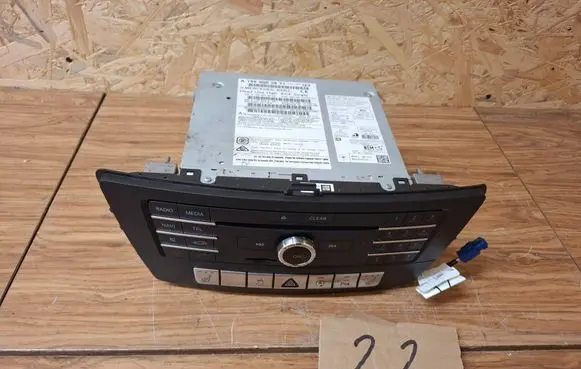 Mercedes-Benz GLS X166 Radio/CD/DVD/GPS head unit A1669003821
