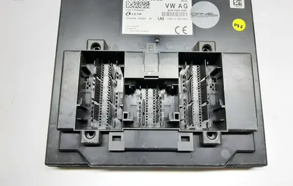 Skoda Fabia Mk3 (NJ) Comfort/convenience module 6C0937090E