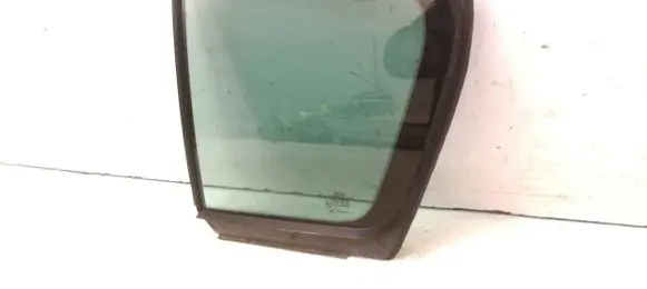 KIA Sportage Rear vent window glass 43R006723 DOT24M85AS3 E00025520C