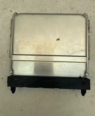 Volvo V70 Engine control unit/module 08677708A 0281010319 1928403488