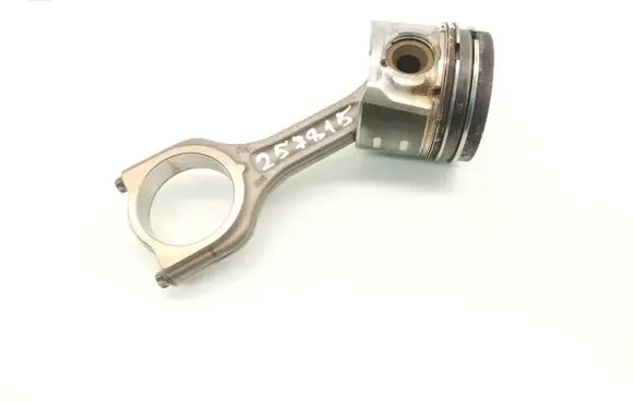 Peugeot 508 Piston with connecting rod 