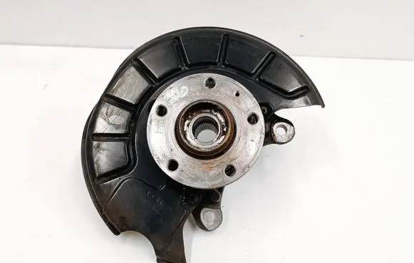 Volkswagen Jetta VI Front wheel hub 1K0615312F
