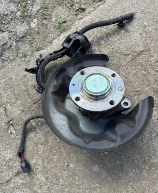 Alfa Romeo Junior Rear wheel hub 9822539980
