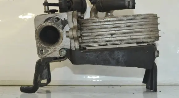 Audi A4 S4 B7 8E 8H EGR valve cooler 059131512H 179089816