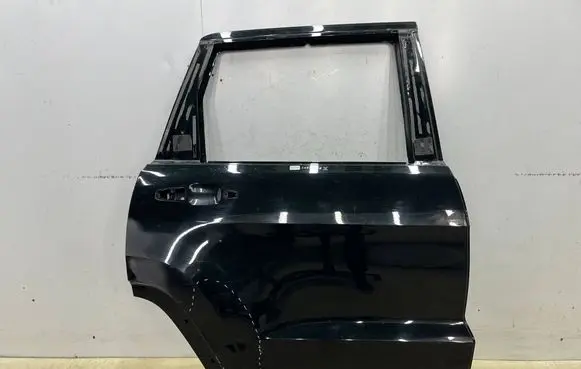 Jeep Grand Cherokee Rear door 636V1213