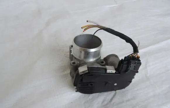 KIA Picanto Throttle body valve 35100-08000