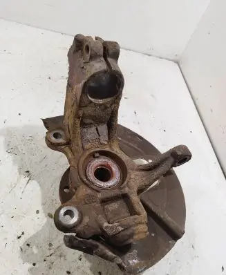Volvo V70 Front wheel hub spindle knuckle