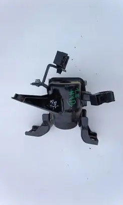 Toyota Auris E180 Engine mount bracket 9860540566