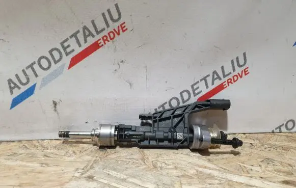 BMW X1 F48 F49 Fuel injector 8656548 13538656548 0261500437
