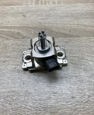 Mitsubishi Lancer VIII Fuel pressure sensor 6945A002 3WS47