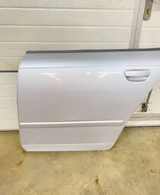 Audi A4 S4 B7 8E 8H Rear door