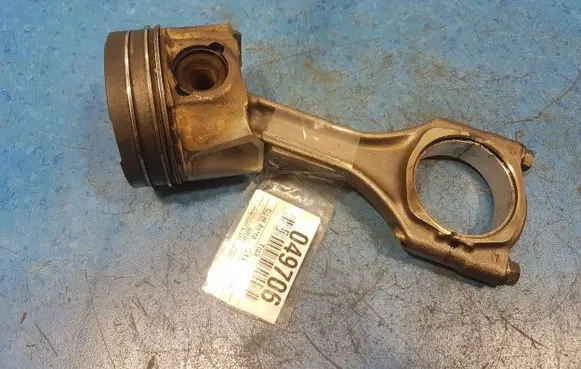 Opel Astra J Piston 0687776302