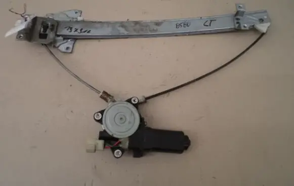 Mitsubishi Space Wagon Rear door window regulator with motor