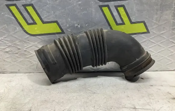Citroen Berlingo Air intake hose/pipe 9634642380