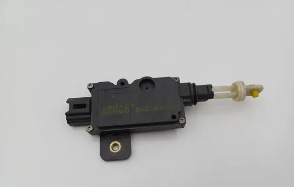 Nissan Almera Tino Central locking motor 90550BU000
