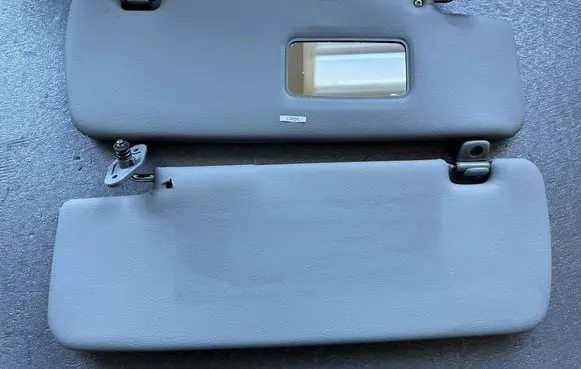 Sun visor