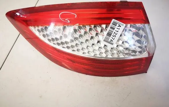 Ford Mondeo MK IV Rear/tail lights 7S7113405B