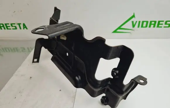 Honda CR-V Other engine bay part