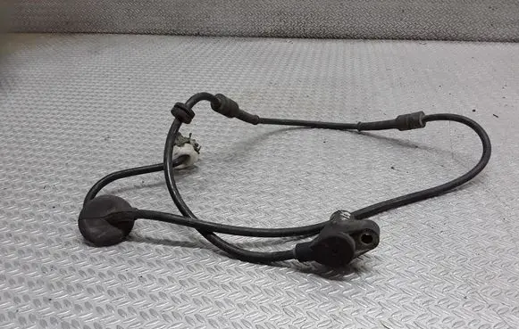 Peugeot 406 ABS brake wheel speed sensor 0265006205