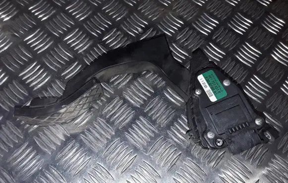 Audi A8 S8 D3 4E Accelerator throttle pedal 4E1723523B