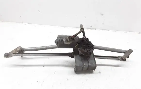 Volkswagen II LT Front wiper linkage and motor 3397020383