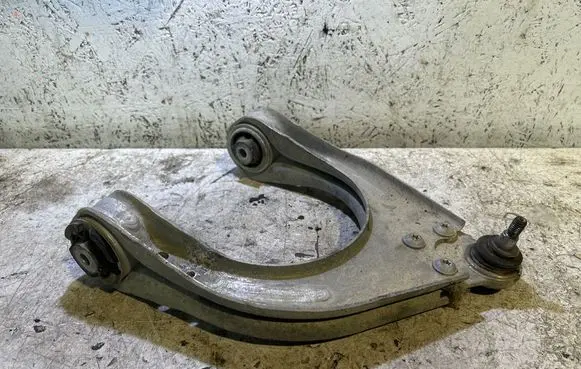 Mercedes-Benz E W211 Front upper control arm/wishbone 