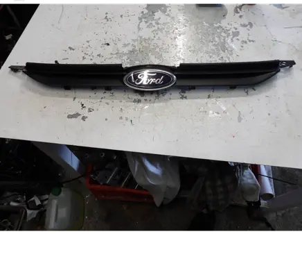 Ford B-MAX Front grill
