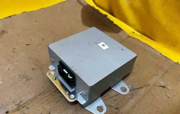 Ford Explorer VI Voltage converter/converter module LB5T19J254BD