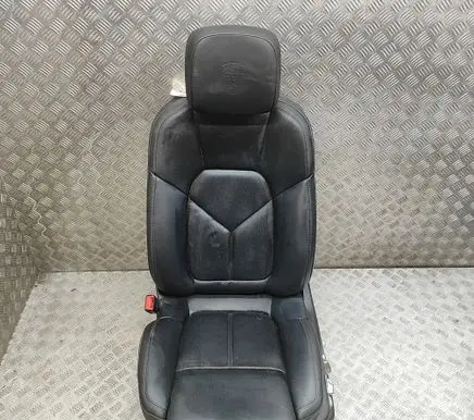 Porsche Macan (95B) Front driver seat 95852138201 95852177902