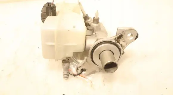 Renault Captur Master brake cylinder 8954