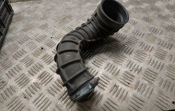 Volvo S60 Air intake hose/pipe 08634143