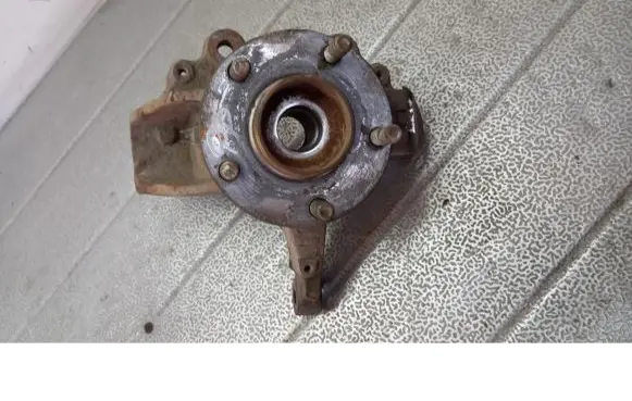 Ford Focus C-MAX Front wheel hub