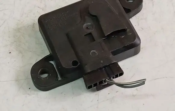 Opel Zafira A Airbag deployment crash/impact sensor 09133263