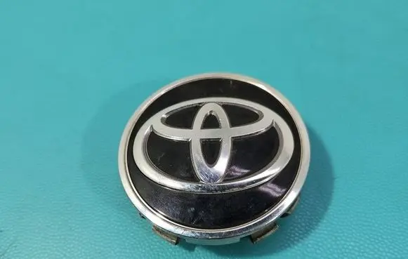 Toyota RAV 4 (XA50) Non-original wheel cap IMPRK1533769