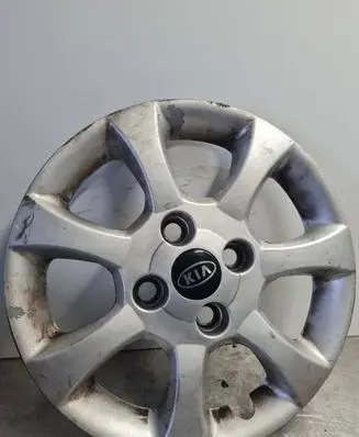 KIA Sportage R15 wheel hub/cap/trim K2M237170 RS04MY