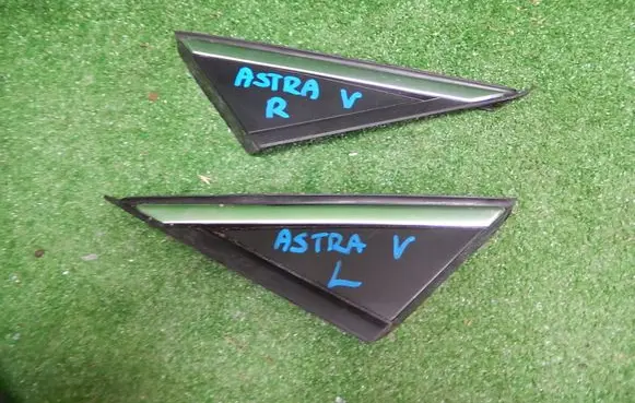 Opel Astra K Front arch trim 
