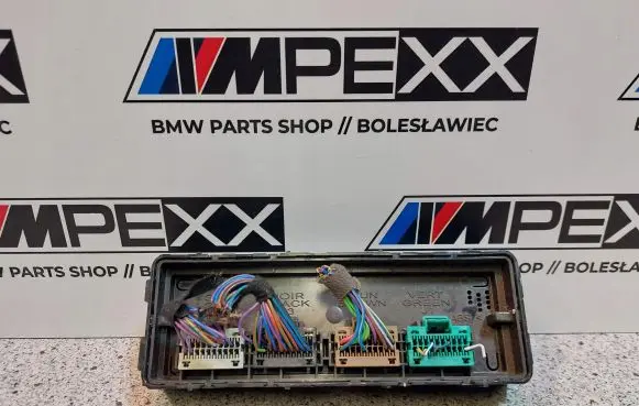 Opel Astra J Air conditioner control unit module 90151742