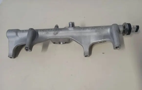 BMW 1 F20 F21 Fuel main line pipe 7639975